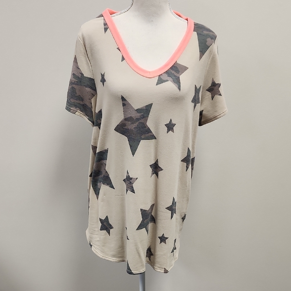 Honeyme Beige Star Print V-Neck Tee
